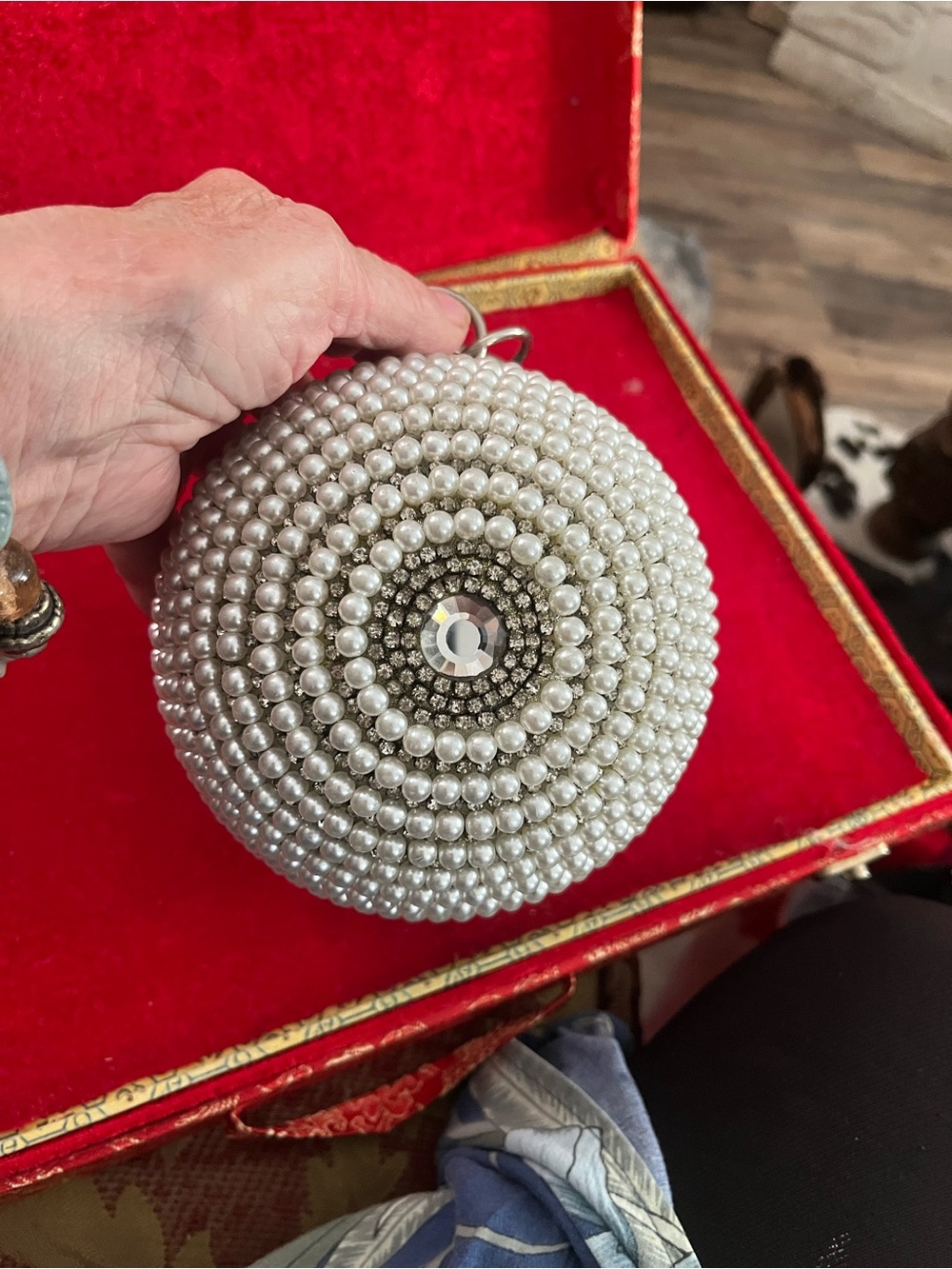 Pearl Beaded Sphere Clutch - White